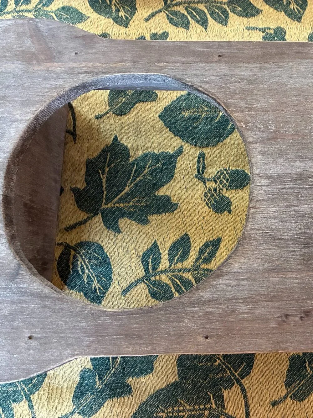 Food bowls in wooden bone-shaped stand. NWT